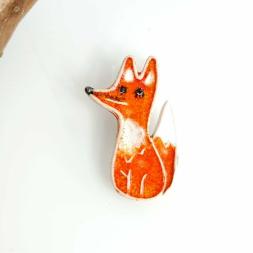 Брошь Fantasy белыйкрасныйчерный 980₽