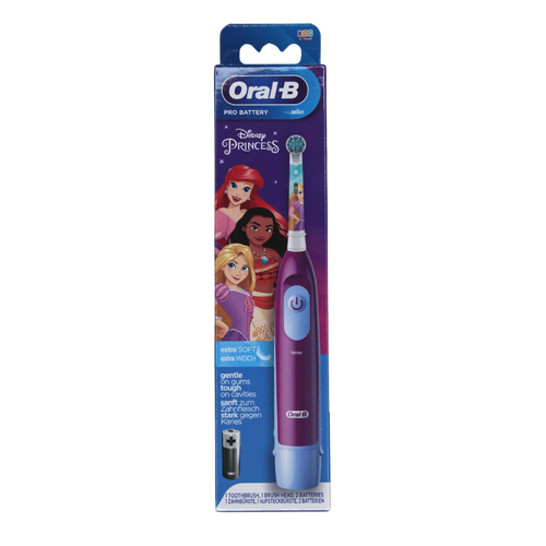 Электрическая зубная щетка Oral-B Pro Battery Extra Soft Принцессы с 3 лет на батарейках 2990₽