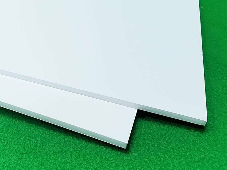 Пенокартон белый 5 мм, 2 листа 200х250 мм