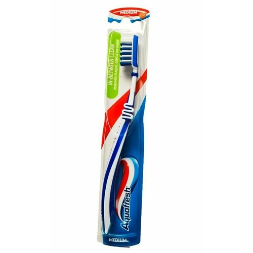 AQUAFRESH Зубная щетка FLEX IN-between clean, medium