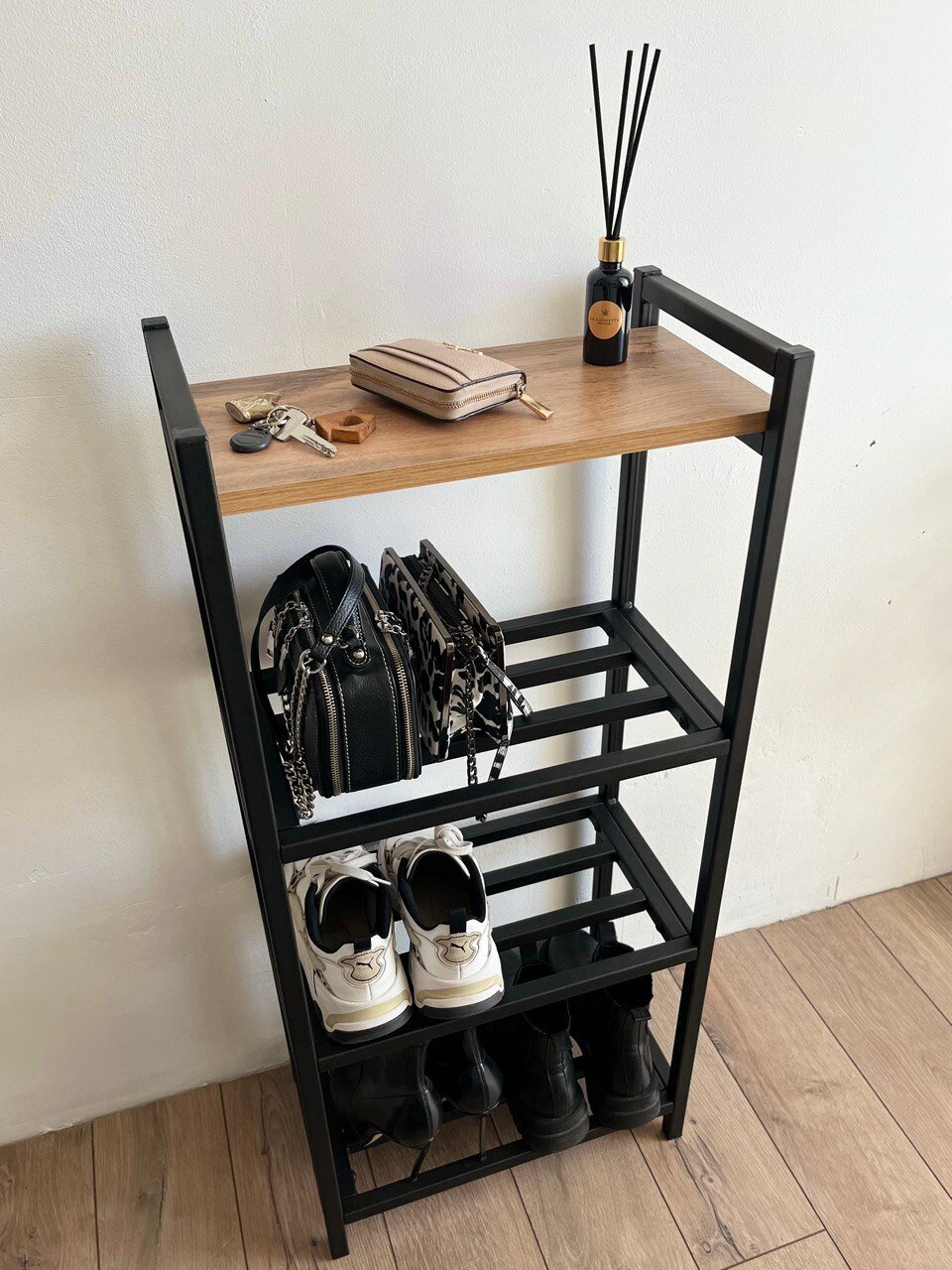 фото Обувница в стиле Лофт