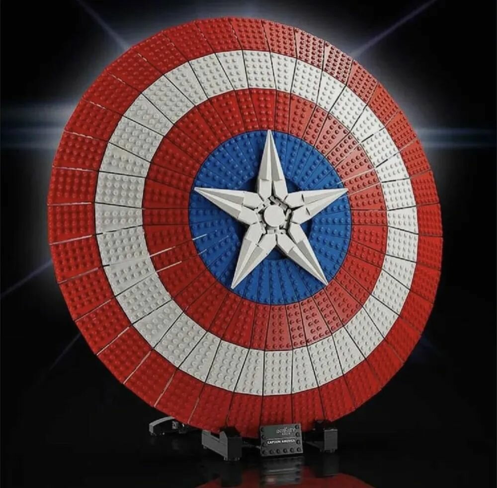 Конструктор "Щит Капитана Америки" 3146 дет. 70201