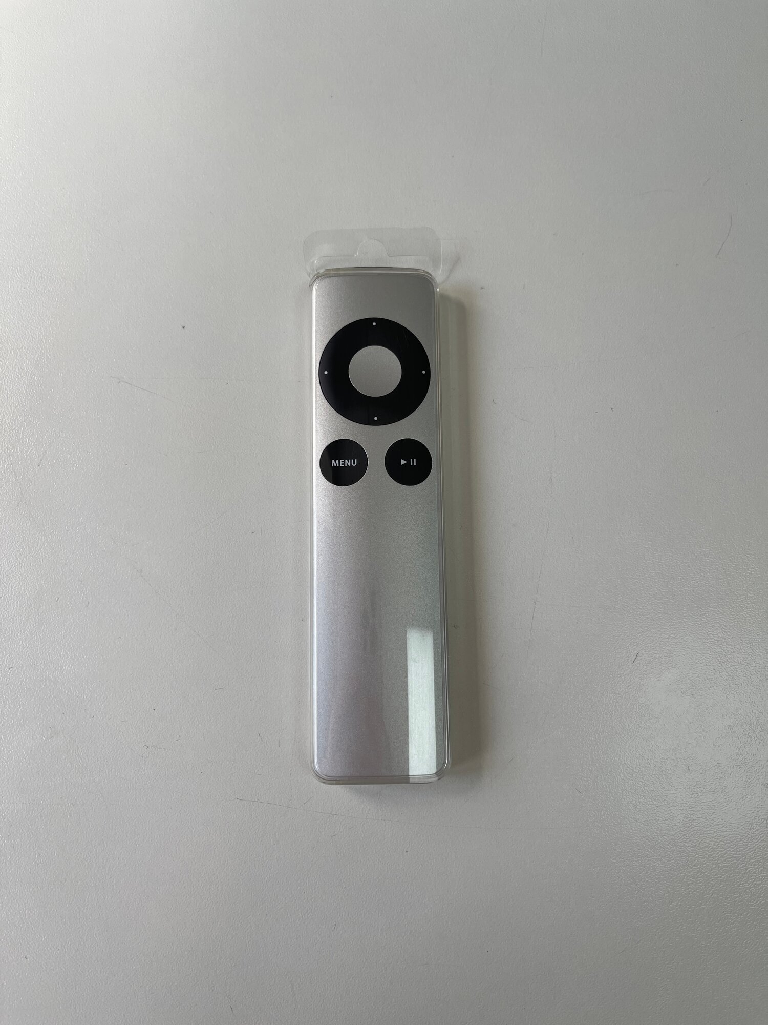 Пульт Apple Remote для Apple TV 3 MC377ZM/A (оригинал)
