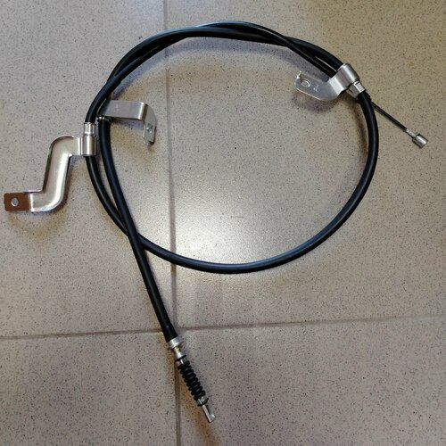 Трос ручного тормоза правый Hyundai Solaris Kia Rio 900₽