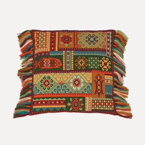 Изображение товара Набор для вышивания крестиком и создания наволочки 'Подушка Терра', 40*40 см, Риолис