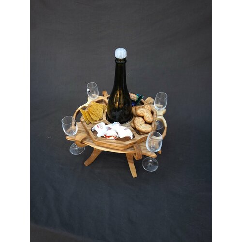 Винный столик из дуба 3200₽