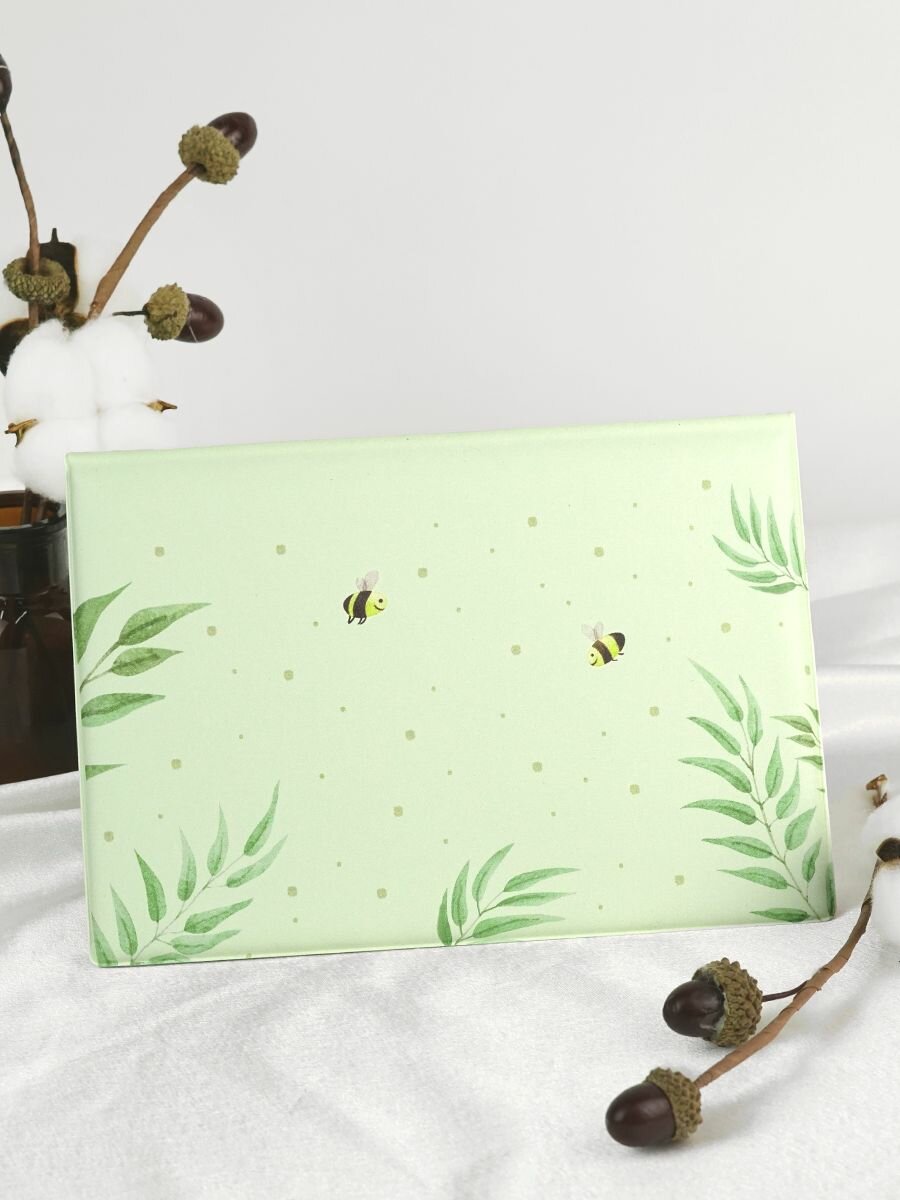 Обложка , зеленое яблоко — фото 1