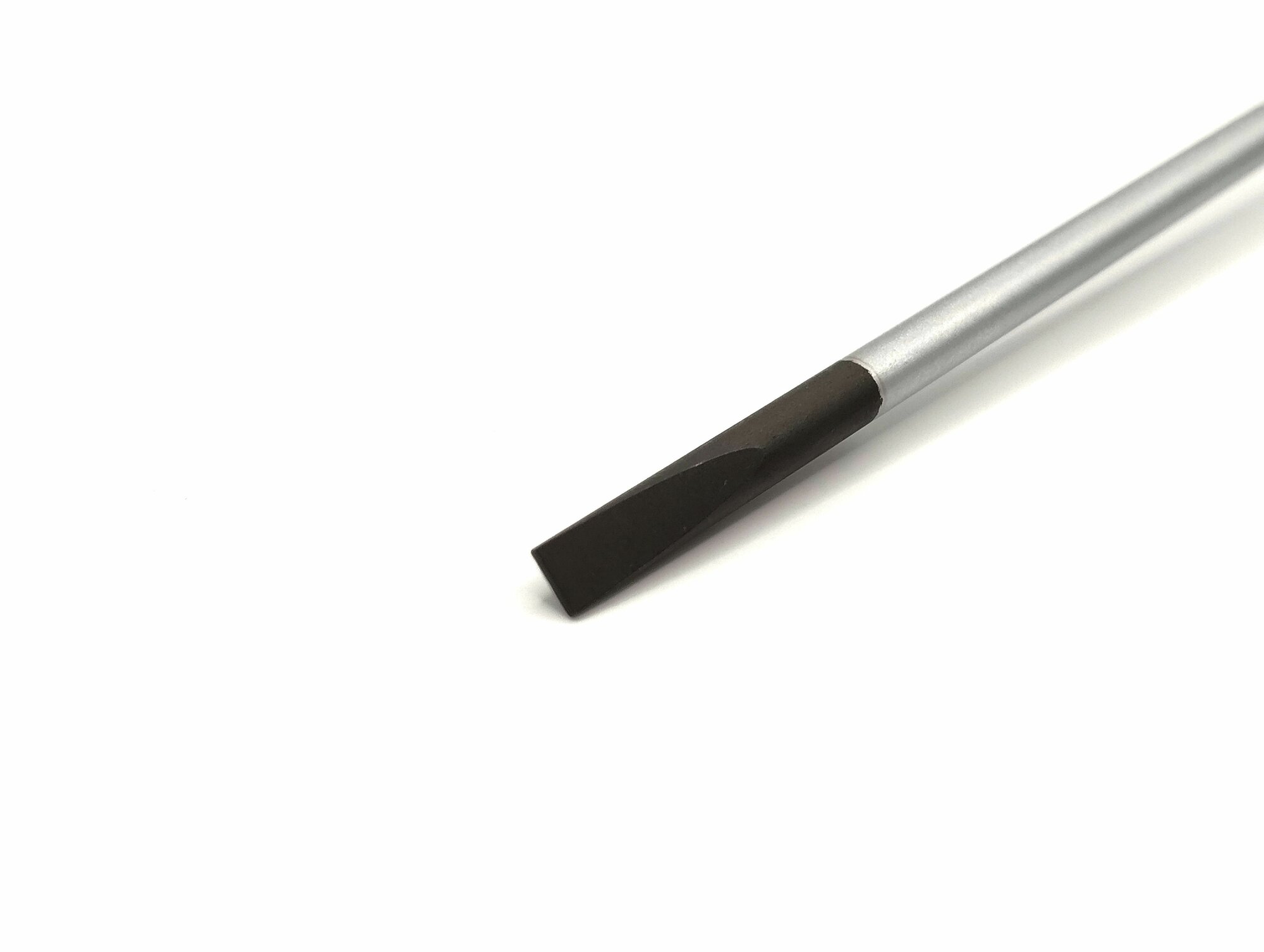 Отвертка SL2.5 шлицевая WERA Kraftform Micro 2035 для электроники, 0.40x2.5x80 Мм, WE-118008 — фото 1