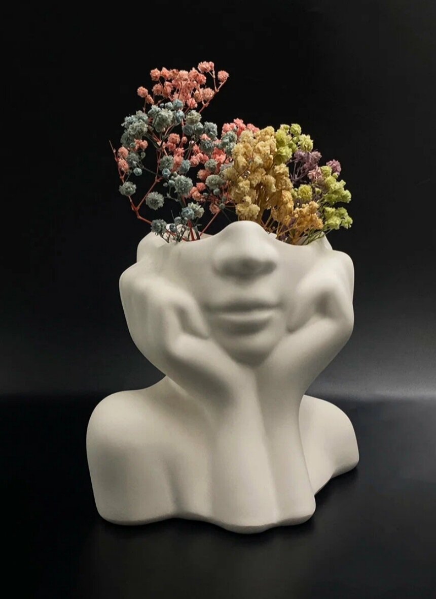 фото Подарок маме, подруге , девушке на день рождения на 14 февраля, ваза кашпо "девушка мечтательница"