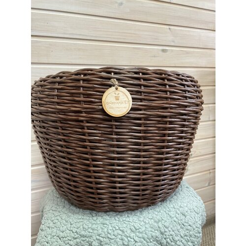 Кашпо из ротанга