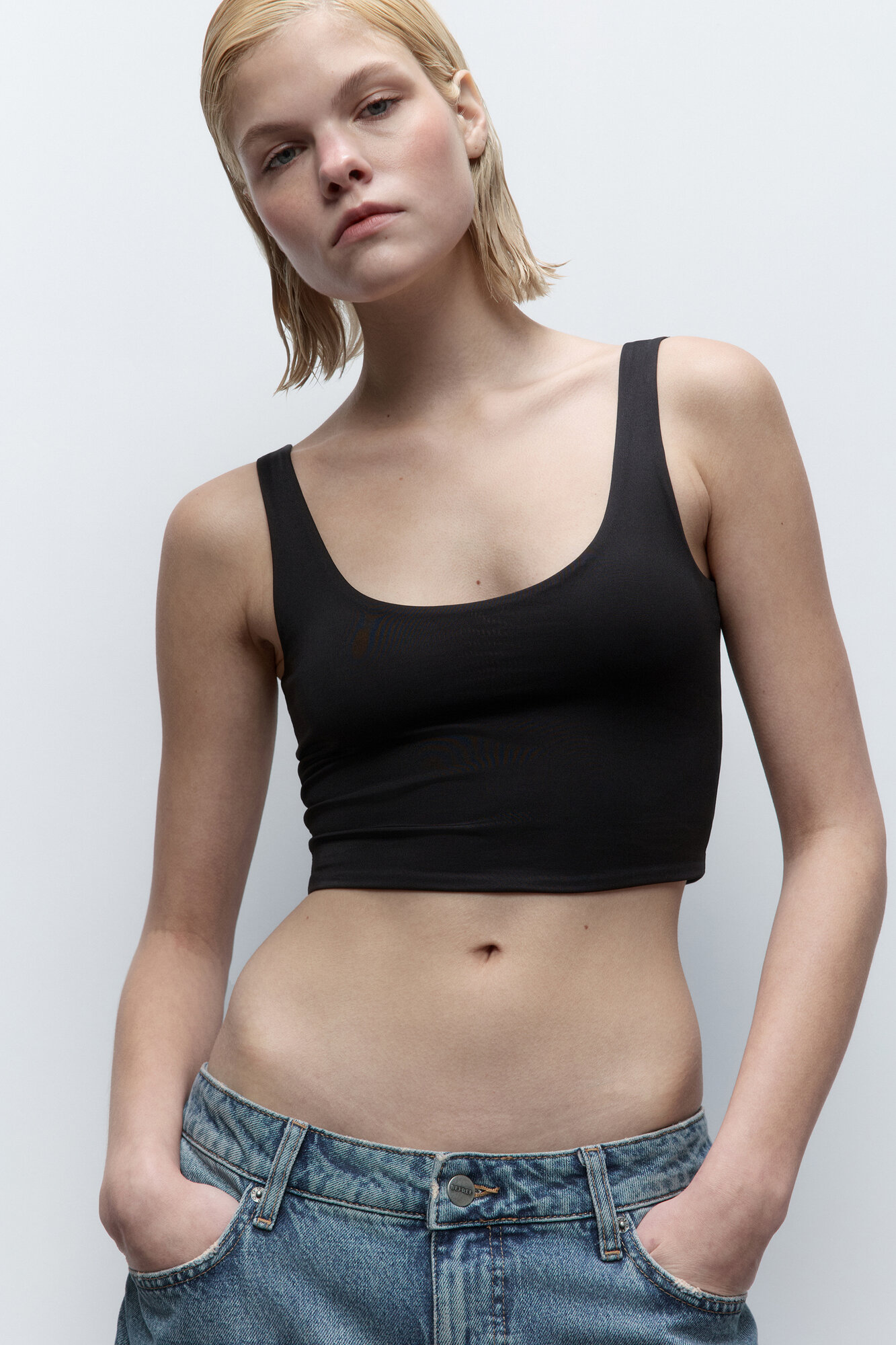 фото Майка-топ на широких бретелях Befree 2421121011-1-S