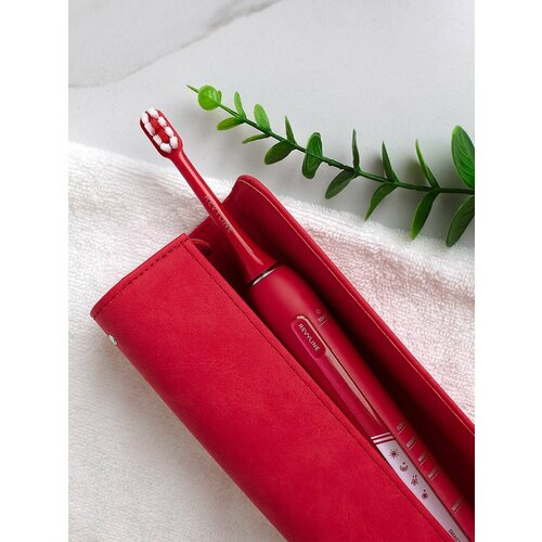 Электрическая зубная щетка Revyline RL 070 Viva Magenta красная special color edition 629000₽