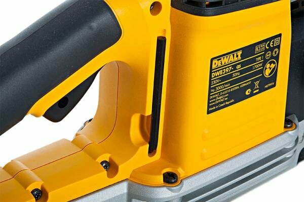 Пила Аллигатор DeWalt DWE397