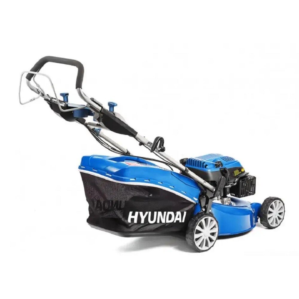 фото Hyundai Газонокосилка HYUNDAI L 4620 Бензиновая газонокосилка {двигатель Hyundai ICV145,4-х такт, 3.8 л. с./145 см3, Ширина среза 45,7 см, Высота среза 25-75 мм, 23,5 кг }