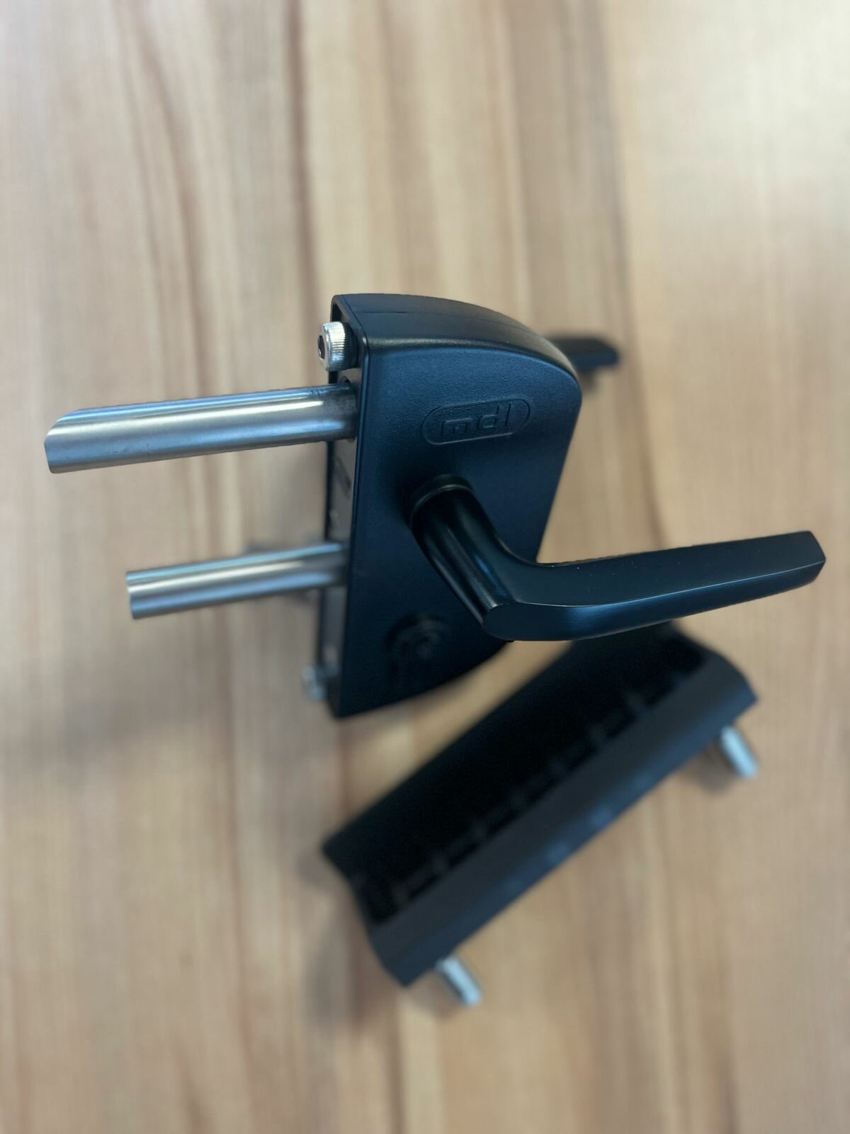 фото Замок накладной для калитки