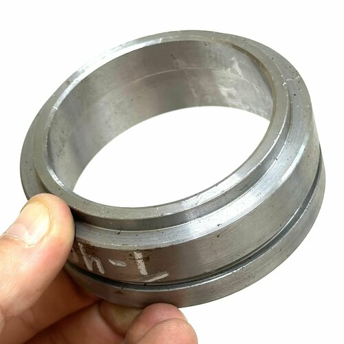 Стакан Т-40 подшипника конечной передачи d- 8565мм Т40А-2306144 750₽