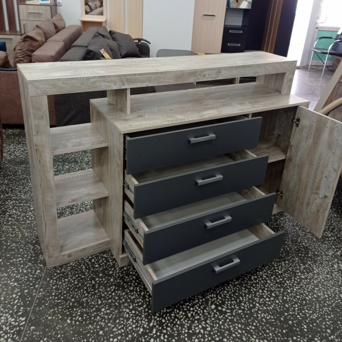 Комод для одежды и вещей с ящиками Ангара дуб юкон-графит, 160.2 см — фото 1