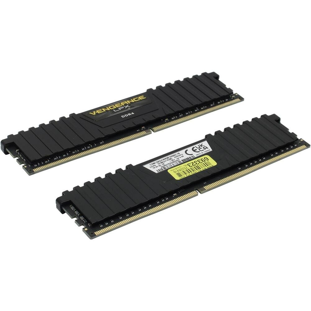 Оперативная память Corsair Vengeance 32 ГБ (16 ГБ x 2 шт.) DDR4 3200 МГц DIMM CL16 — фото 1