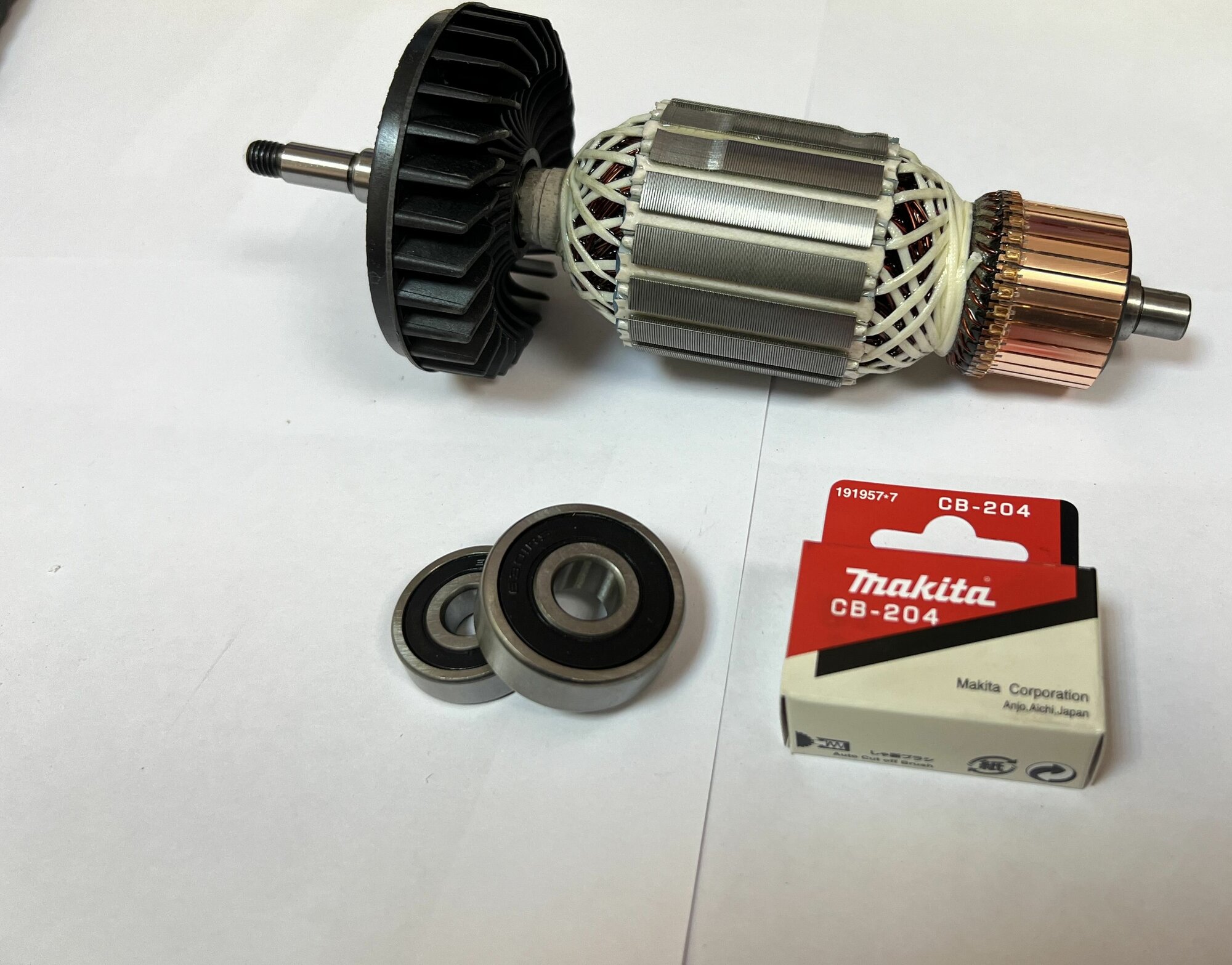Ротор, якорь подходит для УШМ болгарки Макита Makita GA9020, GA7020 + комплект подшипников и щеток CB 204 — фото 1