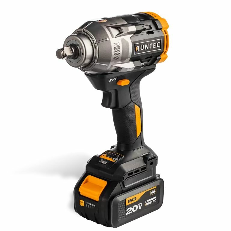 Гайковерт ударный аккумуляторный RUNTEC PRO 1/2", 20В, 2*4Ач, 1100Нм RT-IW1100