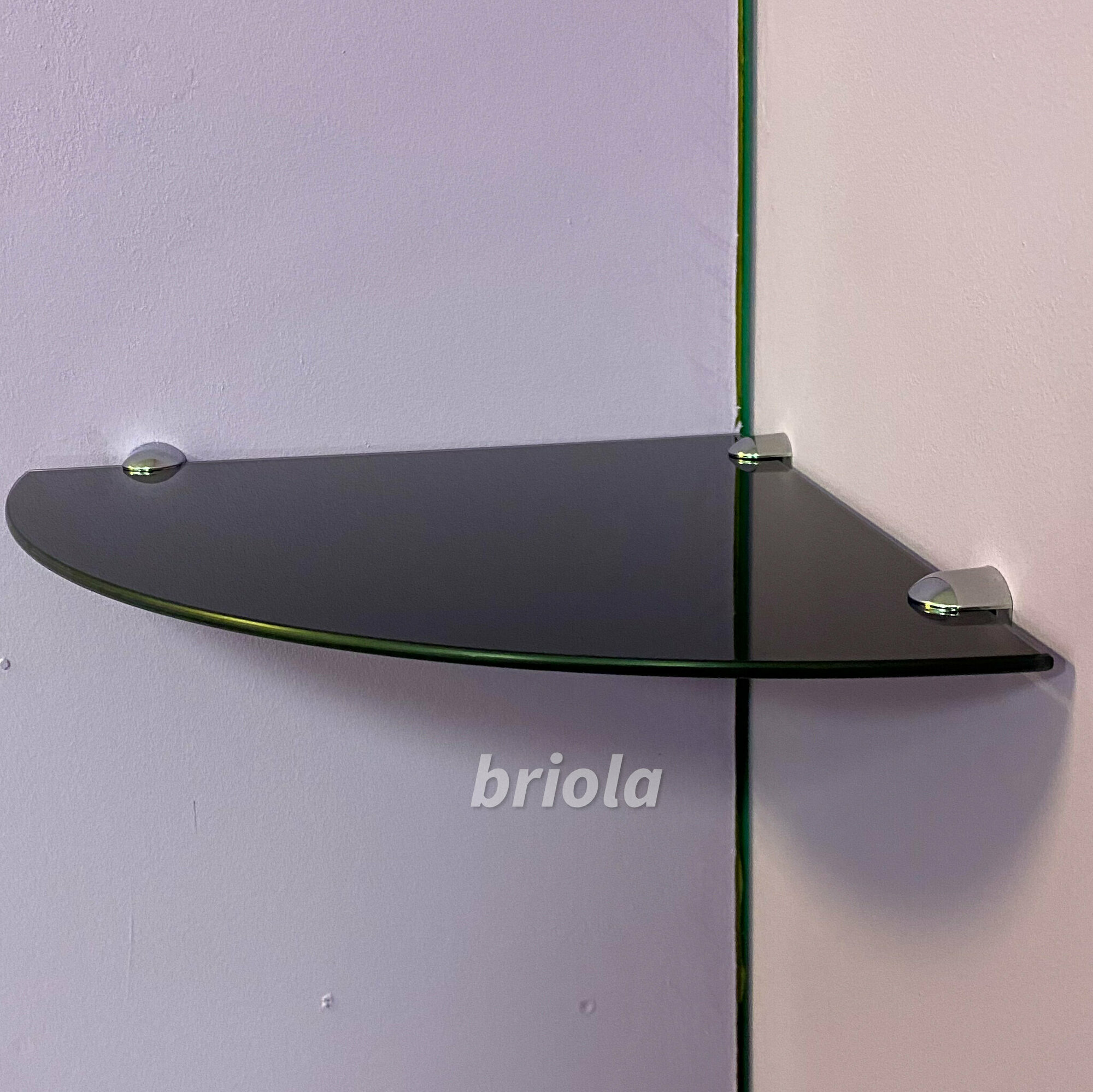 фото Черная стеклянная полка угловая 25х25 см из стекла Лакобель 4 мм