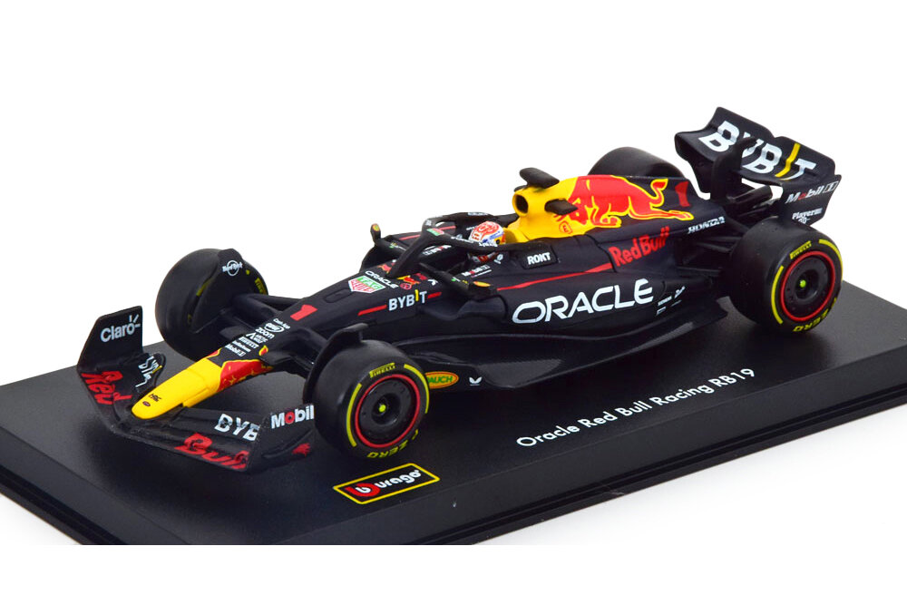 Red bull RB19 #1 "oracle red bull racing" c фигуркой пилота verstappen чемпион мира 2023