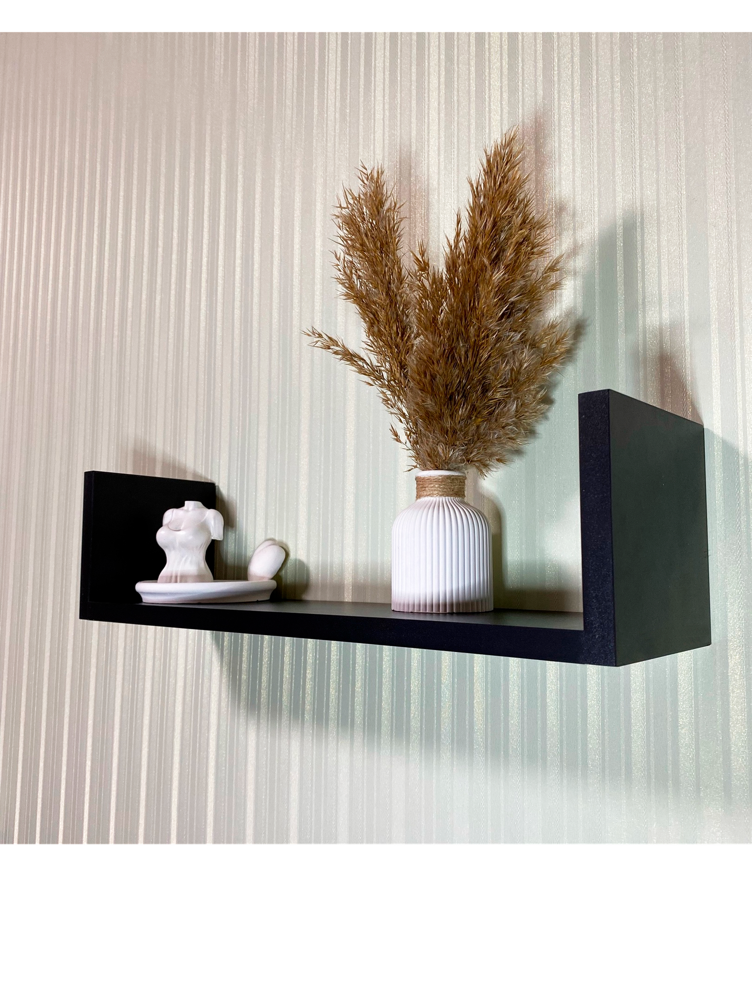 фото Полка Настенная