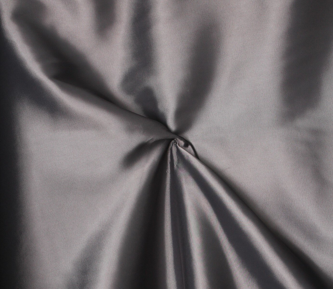 Ткань Атлас-стрейч серый плотный, ш145см, 0,5 м