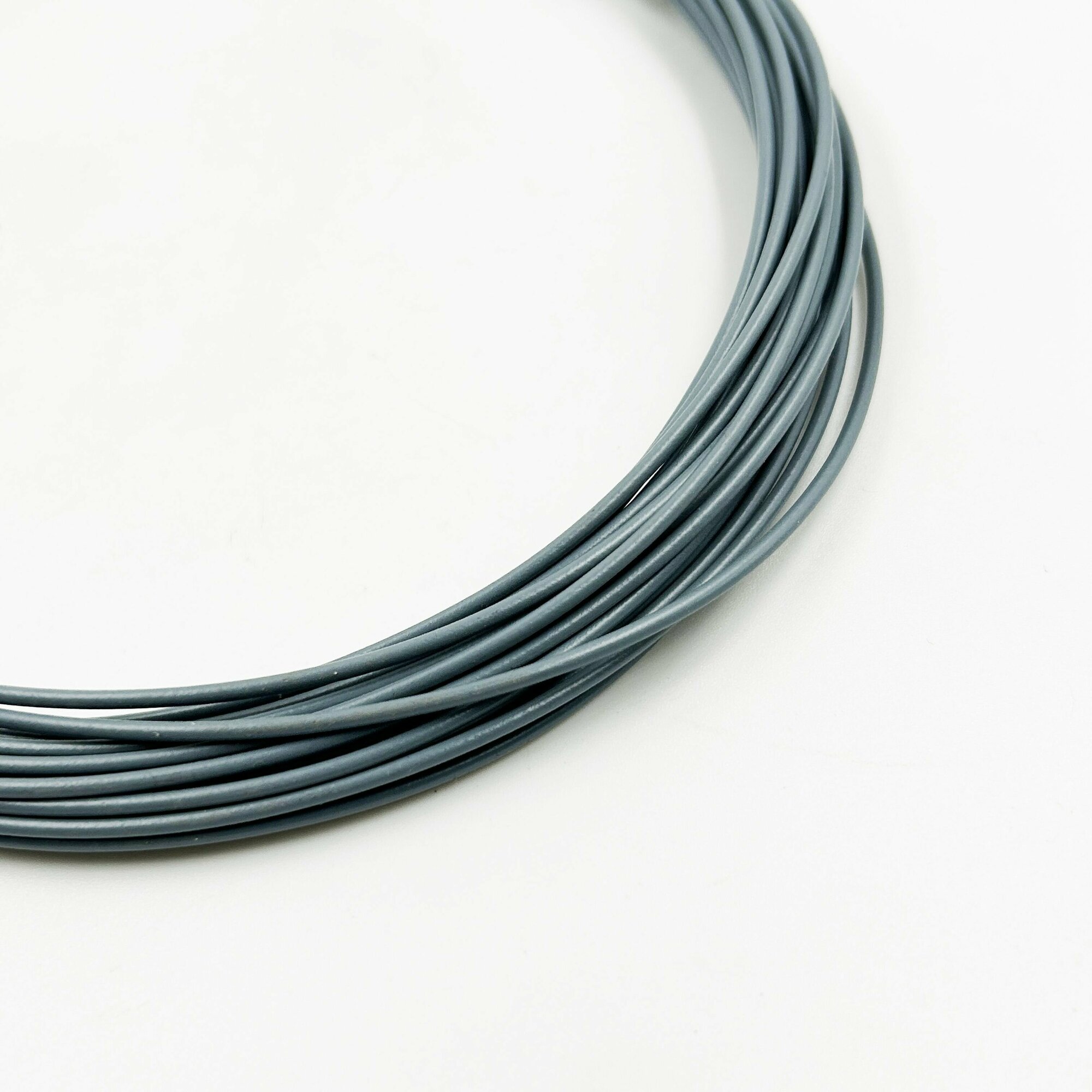 фото Провод автомобильный, сечение 0,75, длина 10 м. серый