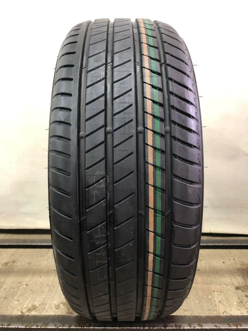 Bridgestone Alenza 001 245/50 R19 без пробега Шины Летние