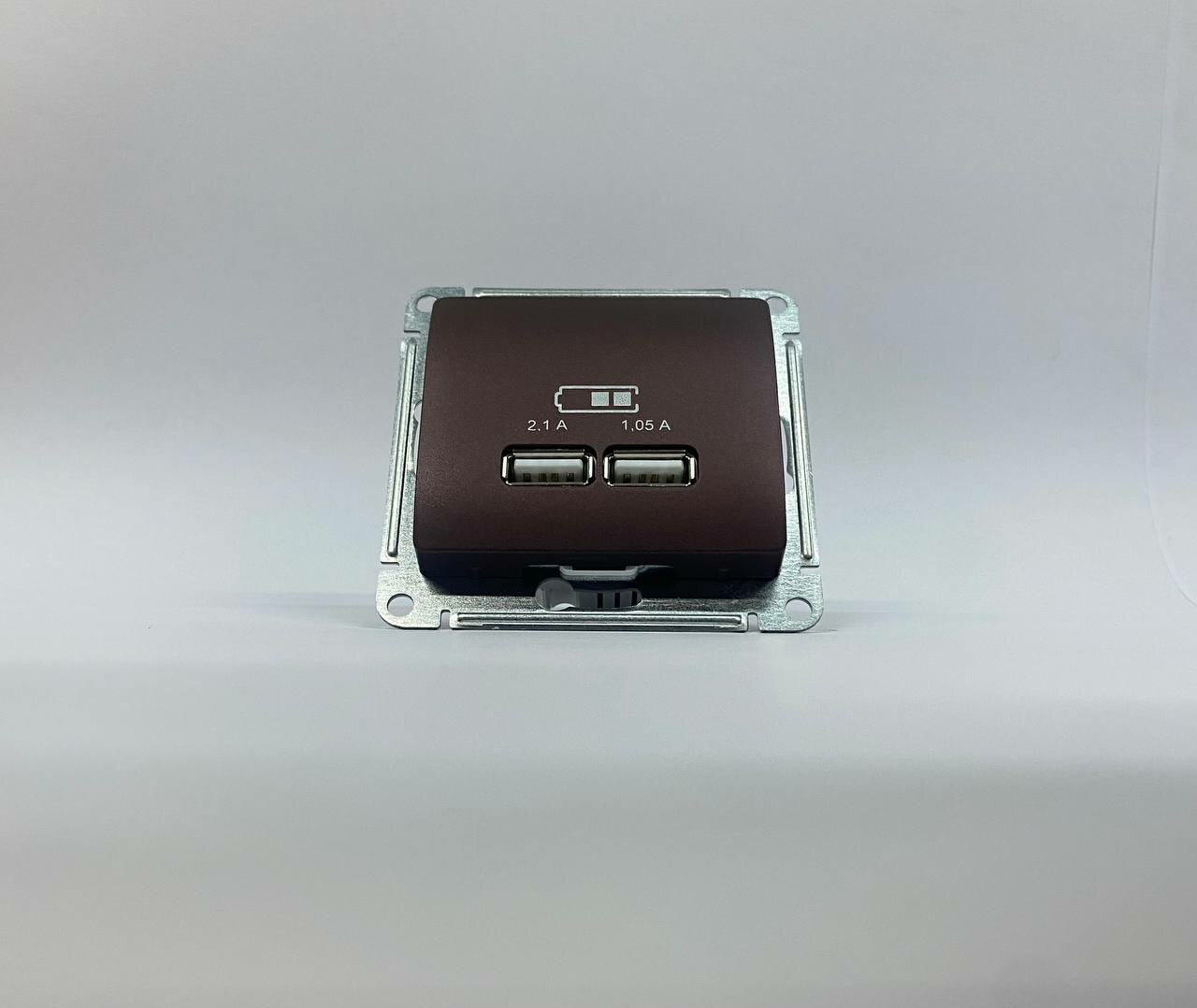 Glossa GSL001133 Розетка USB (2xUSB, под рамку, скрытая установка, баклажан) Schneider Electric - фото №5