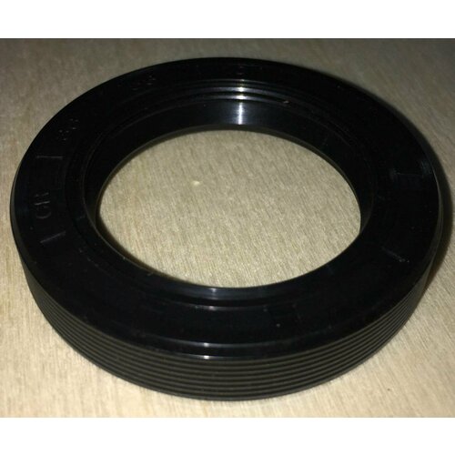 Сальник раздаточной коробки правый Haval H6 20 16V 6MT внедорожник 4X4 дизель 180241101TF 2100₽