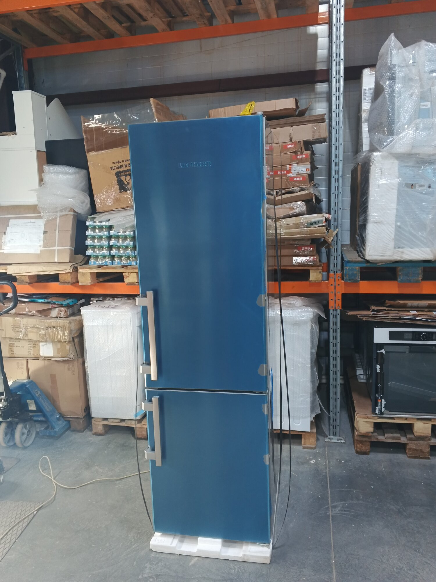 Холодильник Liebherr CNef 4015-20, нержавеющая сталь