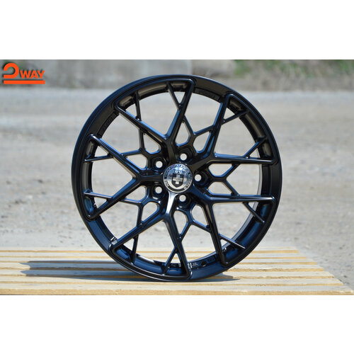 R17 HRE FF10 Style 7.5J ET38 5*100 Black
