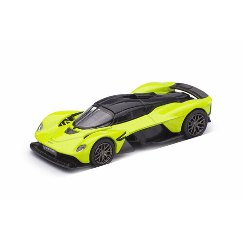 Aston martin valkyrie желтый