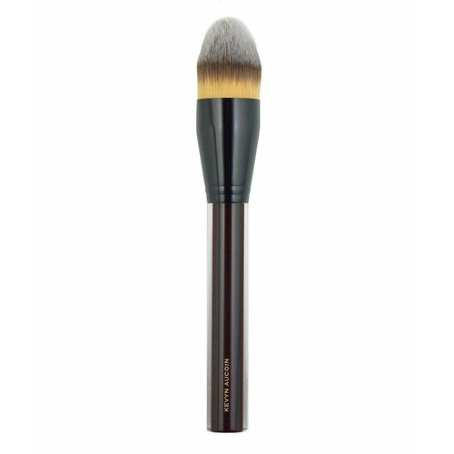 Кисть для тональной основы Kevyn Aucoin - The Foundation Brush кисть большая веерная kevyn aucoin the large fan brush