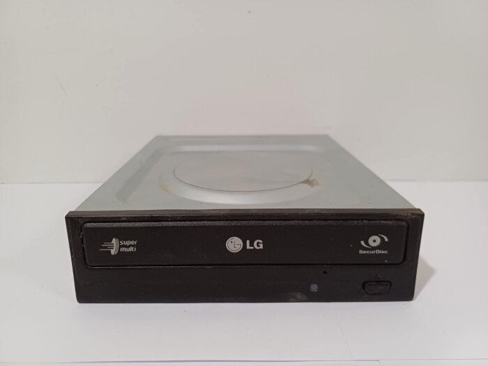 Привод SATA DVD±RW LG GH22NS50 DVD-22x/8x/16x, DL-12x, RAM-12x, CD-48x/32x/40x черный