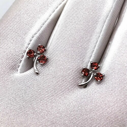 Серьги пусеты серебро, 925 проба, гранат, белый