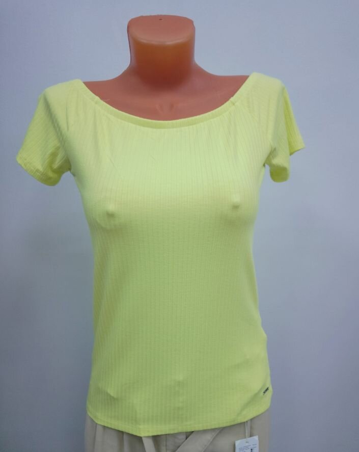 фото Футболка желтая