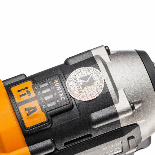 RUNTEC RT-ED133 Винтоверт ударный аккумуляторный RUNTEC PRO 14 16В 22Ач 150Нм 15465₽