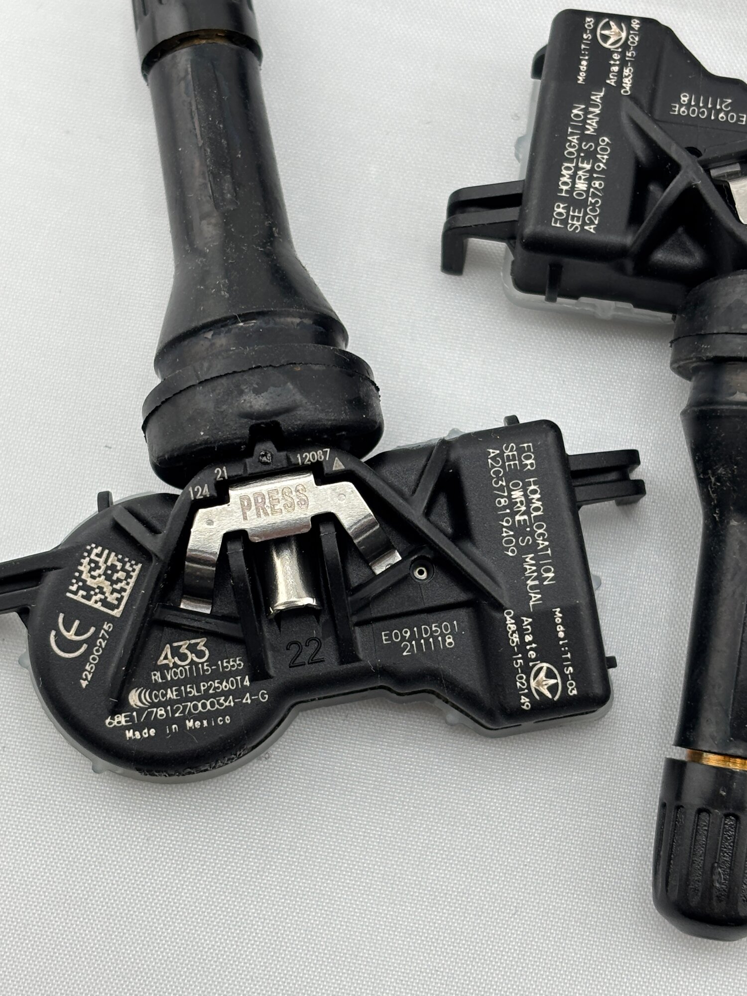 Изображение Датчик давления в шинах Mitsubishi 4250C275, для автомобилей, 1 шт.