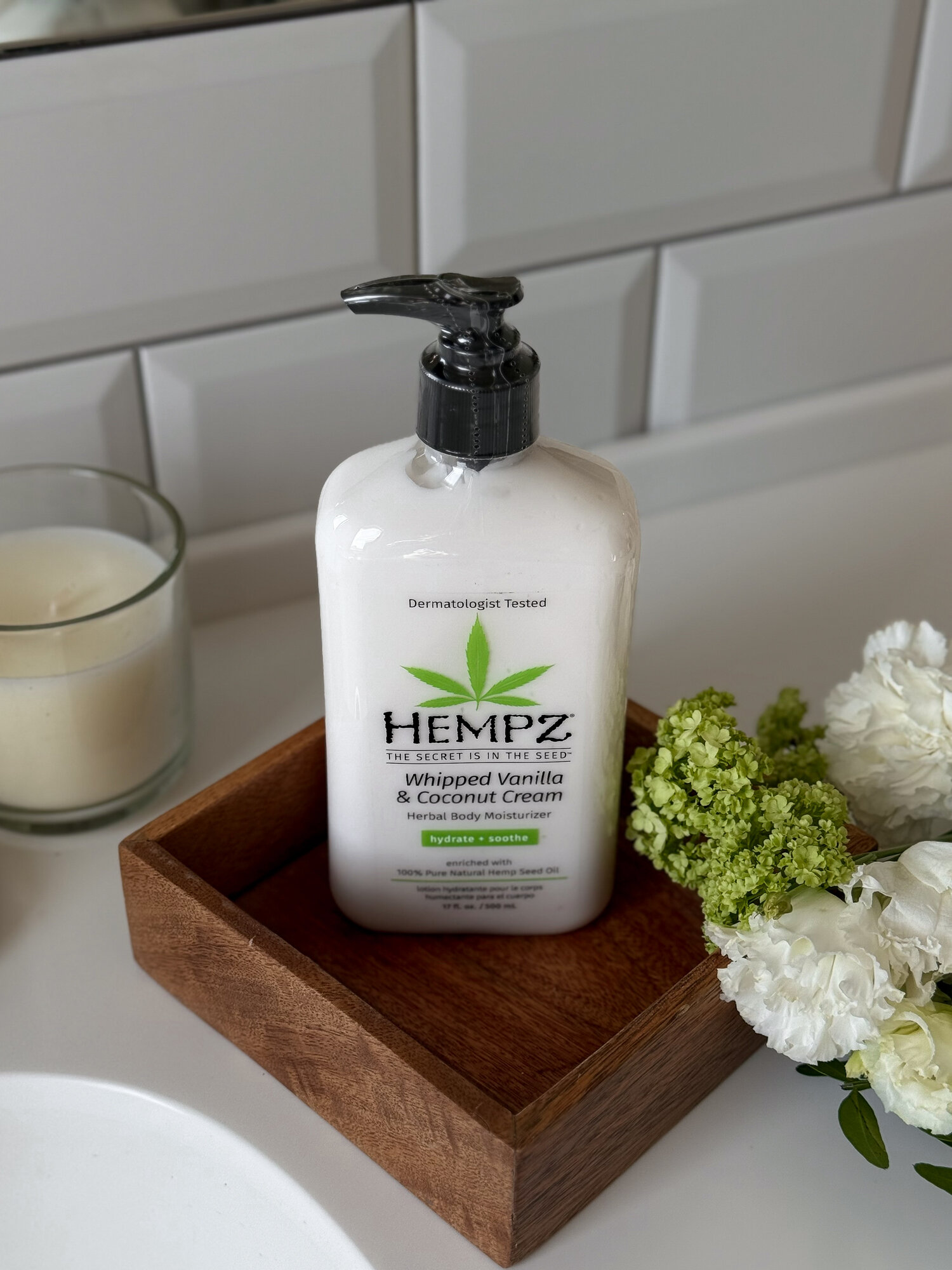 Молочко Для Тела Молочко для тела Взбитые Ванильно-кокосовые сливки Hempz Whipped Vanilla & Coconut Cream 500 мл