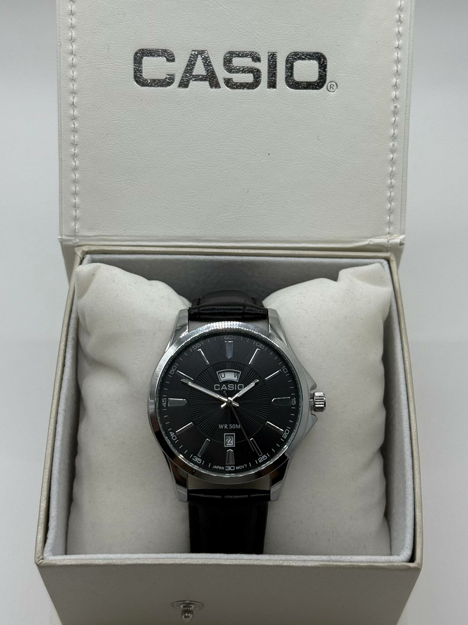 Наручные часы Classic