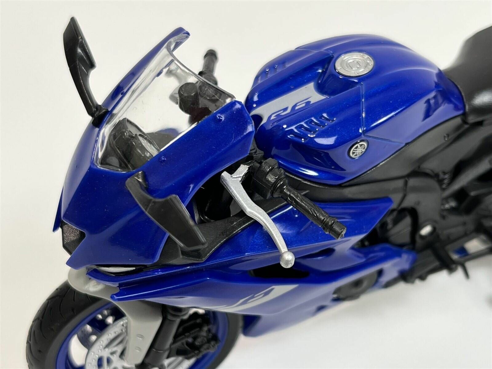 Мотоцикл Welly 1:12 Yamaha YZF-R6 синий - фото №4