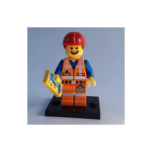 Минифигурка LEGO 71004 Hard Hat Emmet coltlm-3