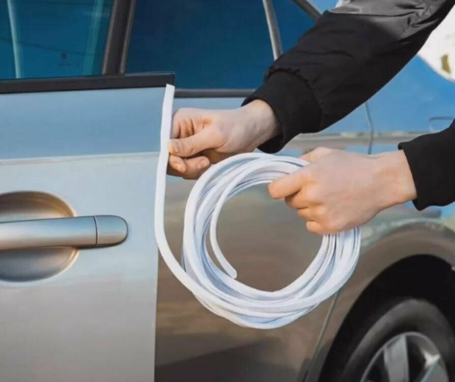 Защита кромки дверей автомобиля с металлической вставкой (белый 3 метра)
