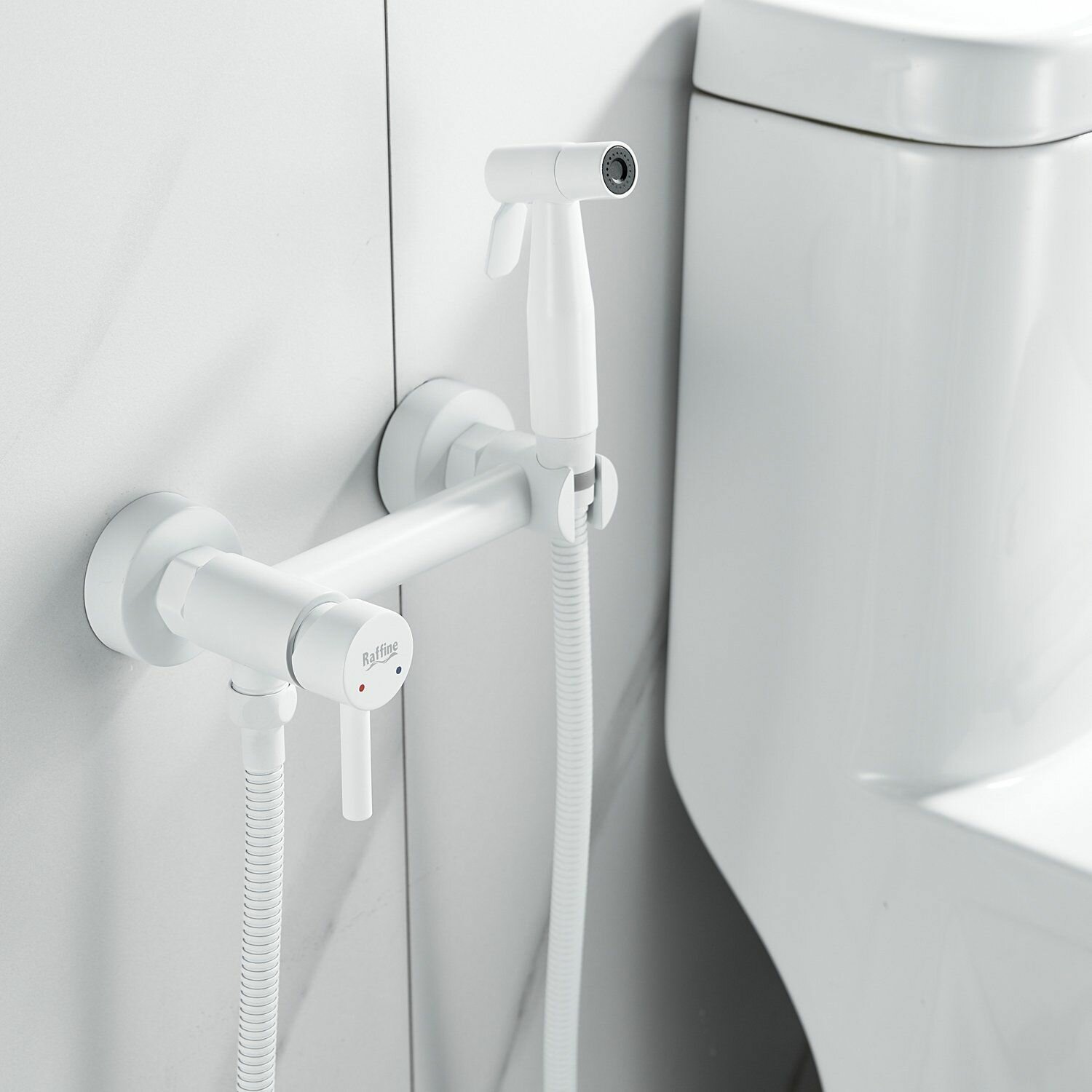 F207C Смеситель с гигиеническим душем из нержавейки, белый