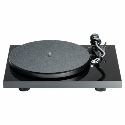 Виниловый проигрыватель Pro-Ject Debut S Phono Rainer глянцевый черный 69999₽