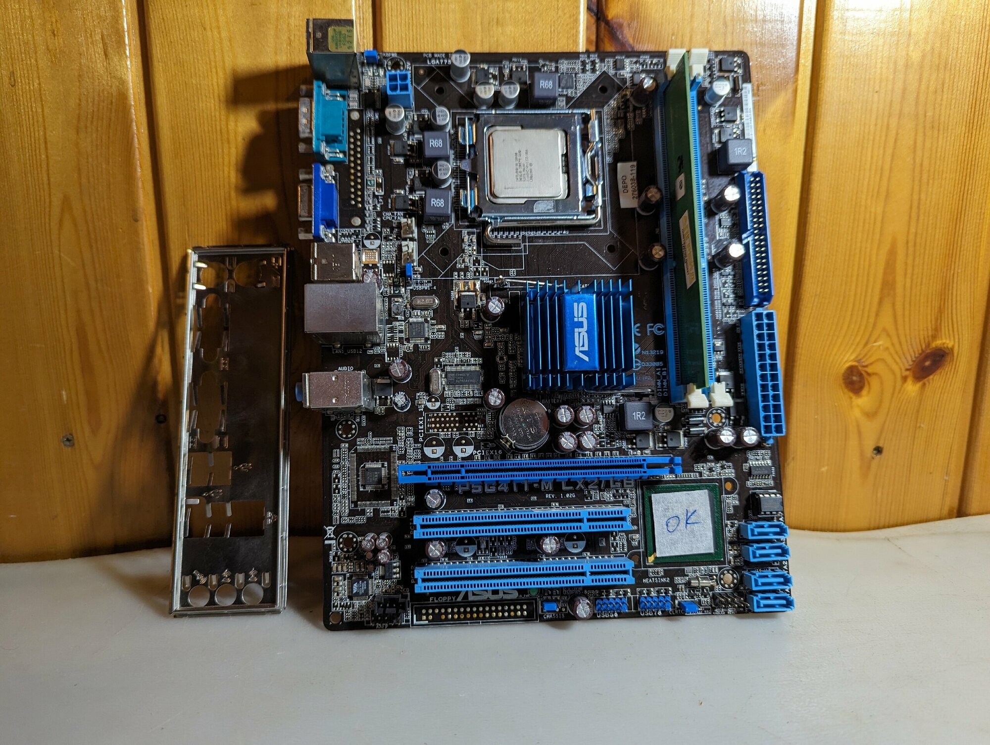 Комплект материнская плата Asus P5G41T-M LX2/GB (G41, LGA775) + процессор Intel Q8400 (4 ядра/4 потока) + ОЗУ DDR3