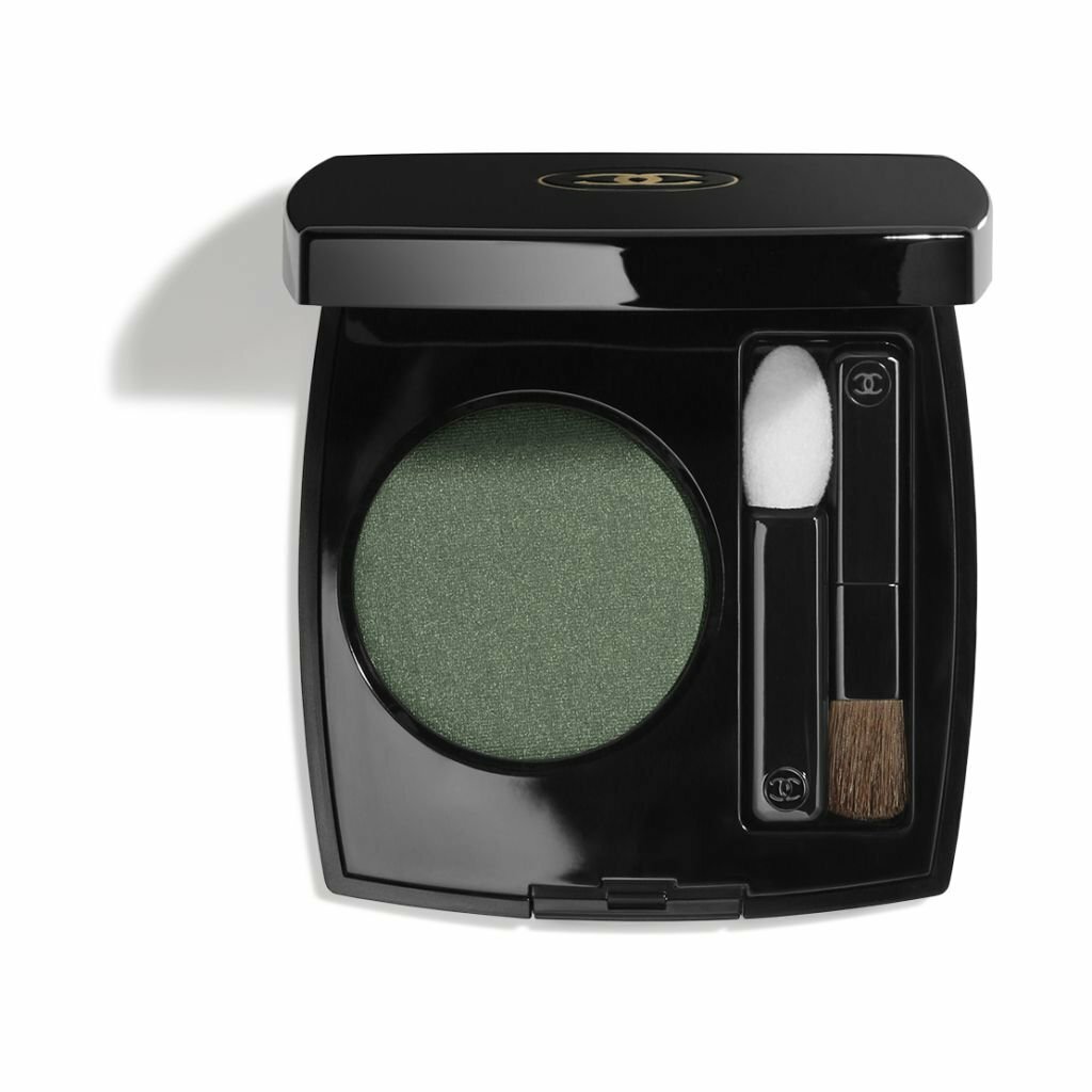 Стойкие пуровые тени для век Chanel Ombre 18 Verde